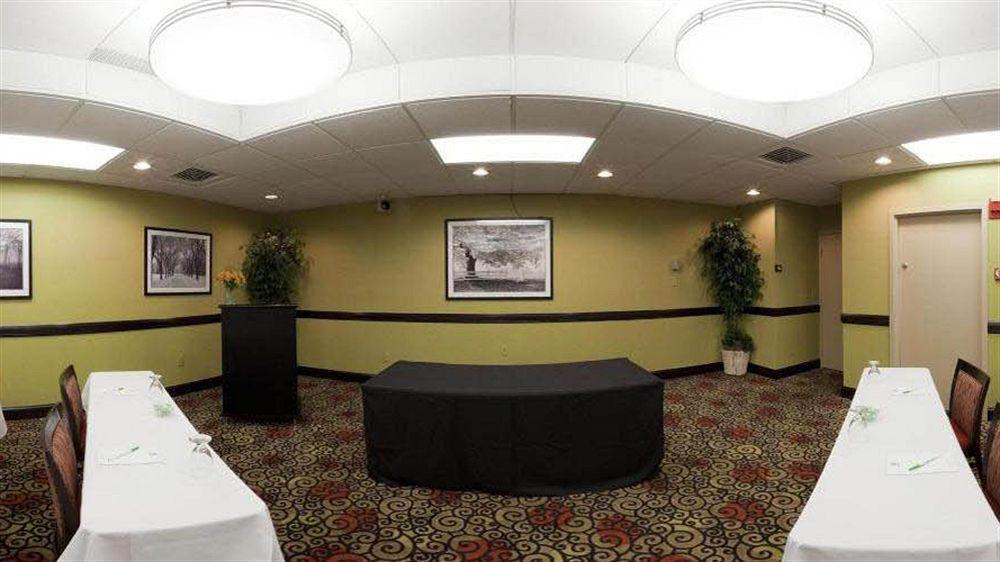 Holiday Inn Portsmouth By Ihg Екстериор снимка