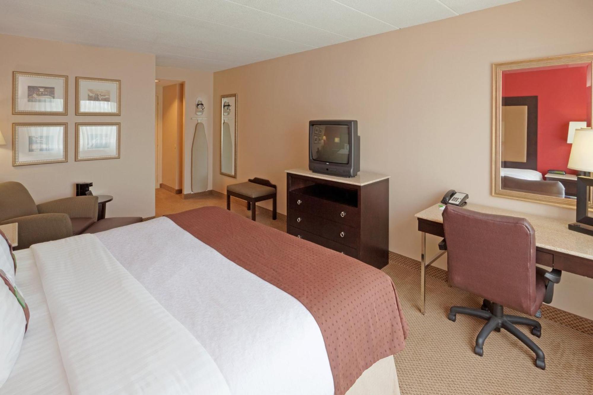 Holiday Inn Portsmouth By Ihg Екстериор снимка