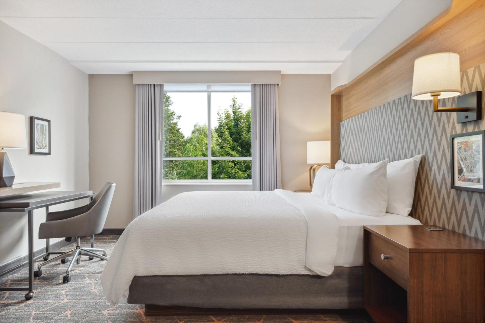 Holiday Inn Portsmouth By Ihg Екстериор снимка