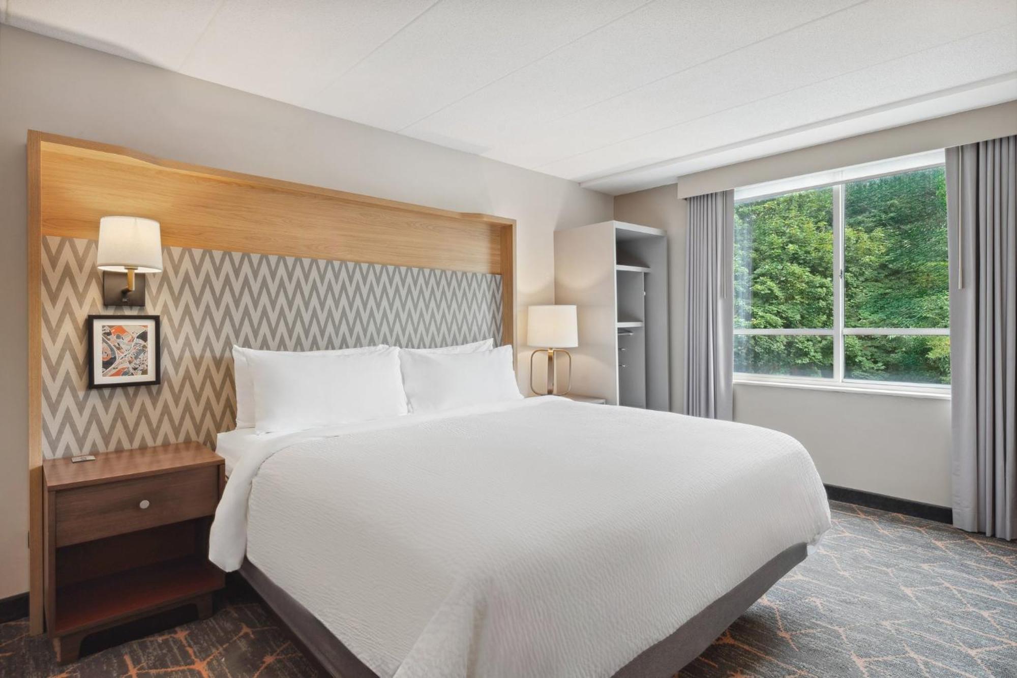 Holiday Inn Portsmouth By Ihg Екстериор снимка