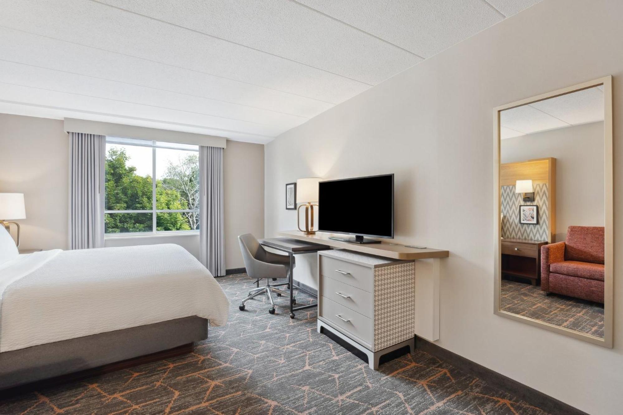 Holiday Inn Portsmouth By Ihg Екстериор снимка