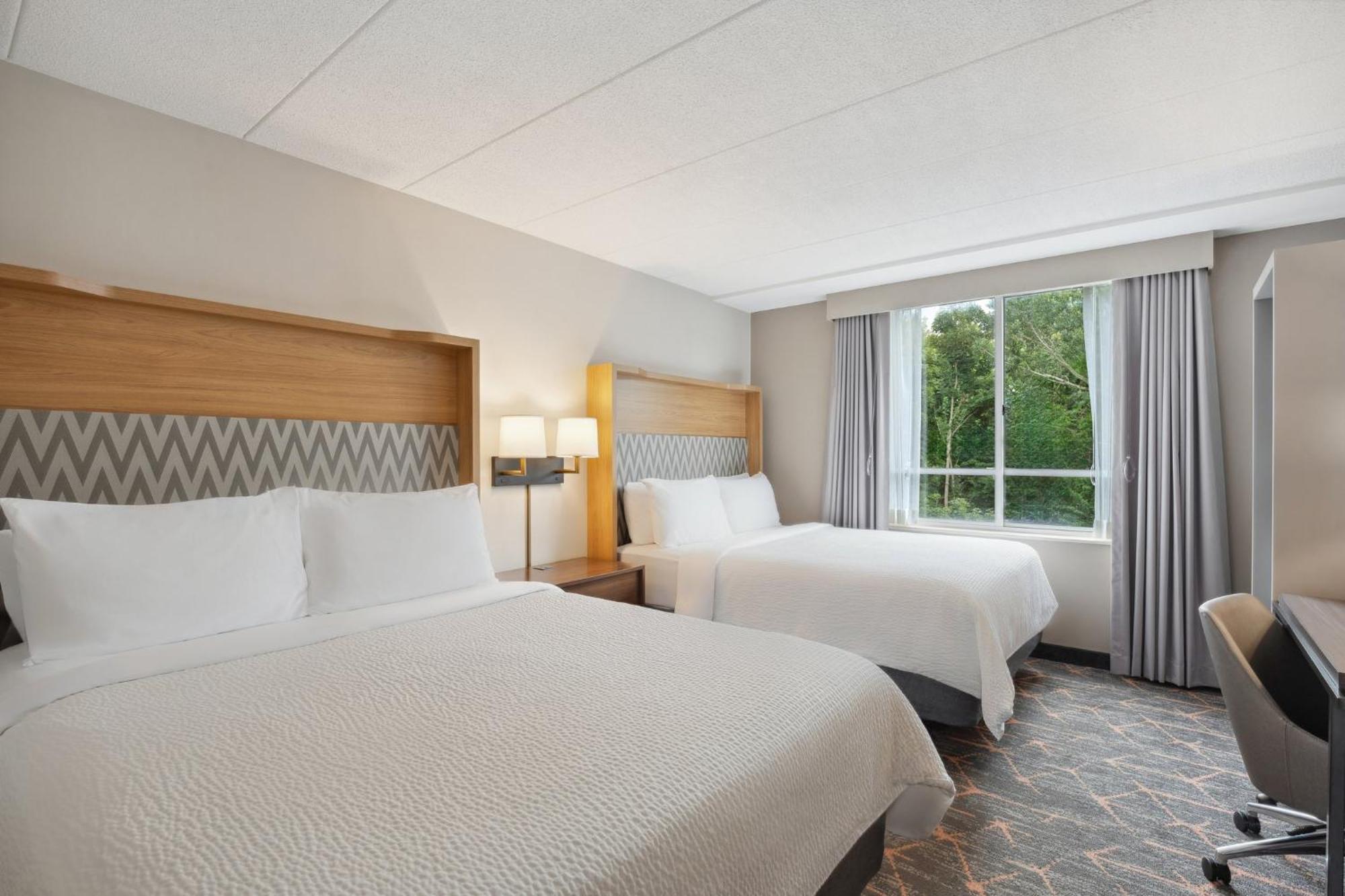 Holiday Inn Portsmouth By Ihg Екстериор снимка